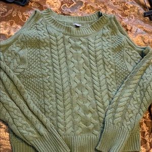 Beautiful Aerie cold shoulder cableknit sweater ✨